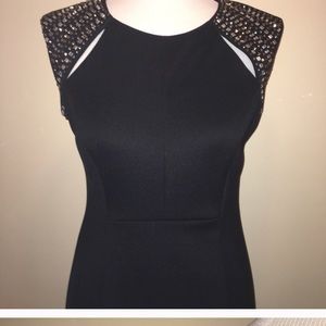 Little xscape Black Dress! No jewelry required. 💃